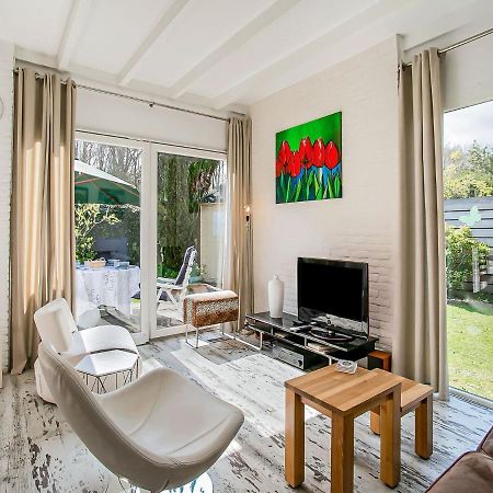 Lovely Bungalow In Noordwijkerhout With Garden Zewnętrze zdjęcie