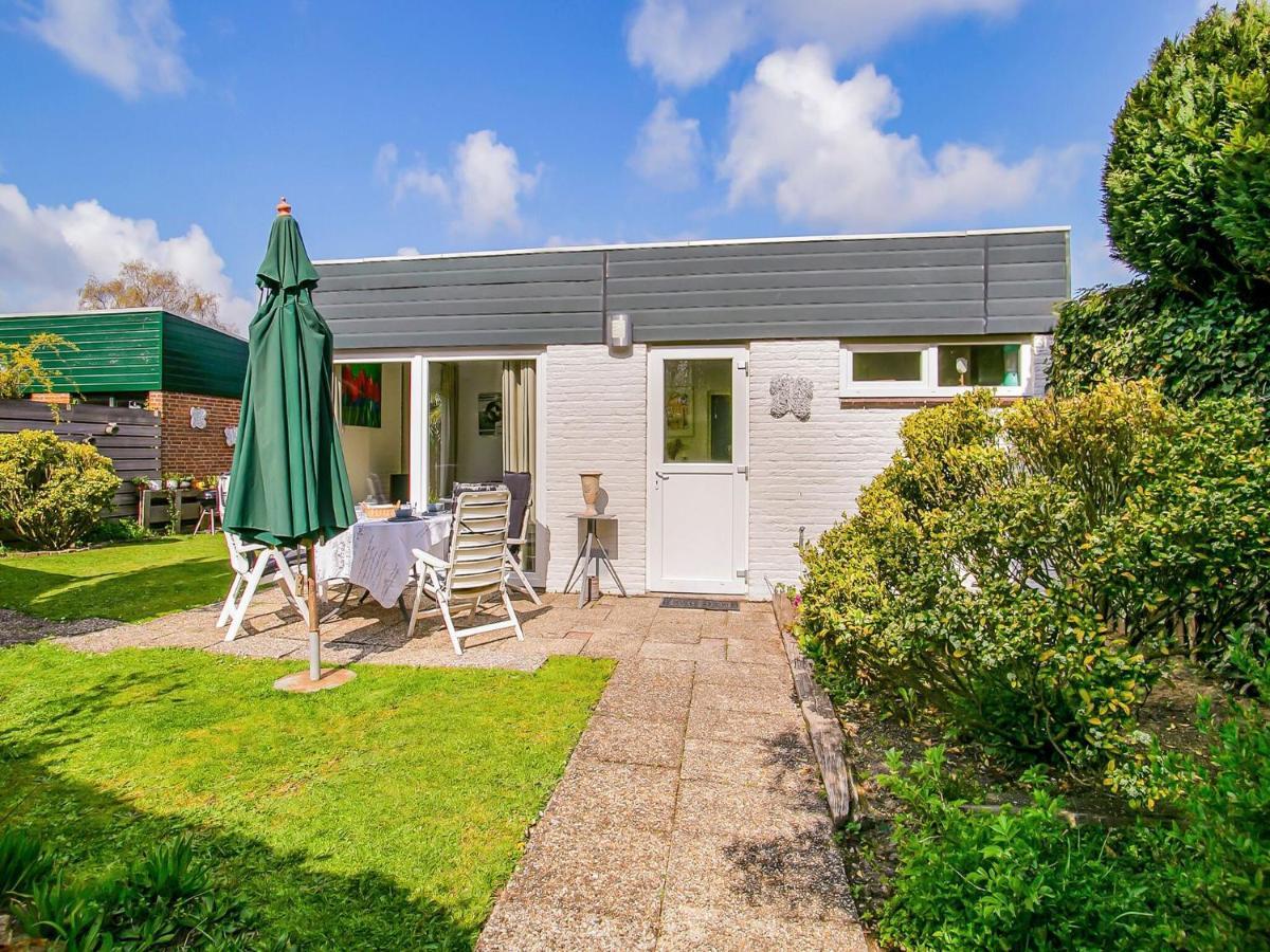 Lovely Bungalow In Noordwijkerhout With Garden Zewnętrze zdjęcie