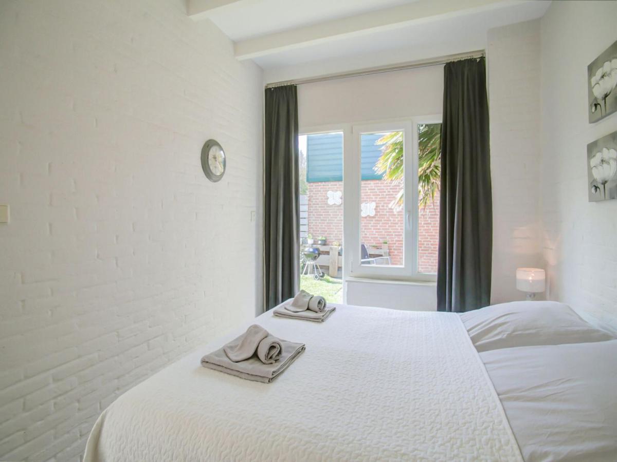 Lovely Bungalow In Noordwijkerhout With Garden Zewnętrze zdjęcie