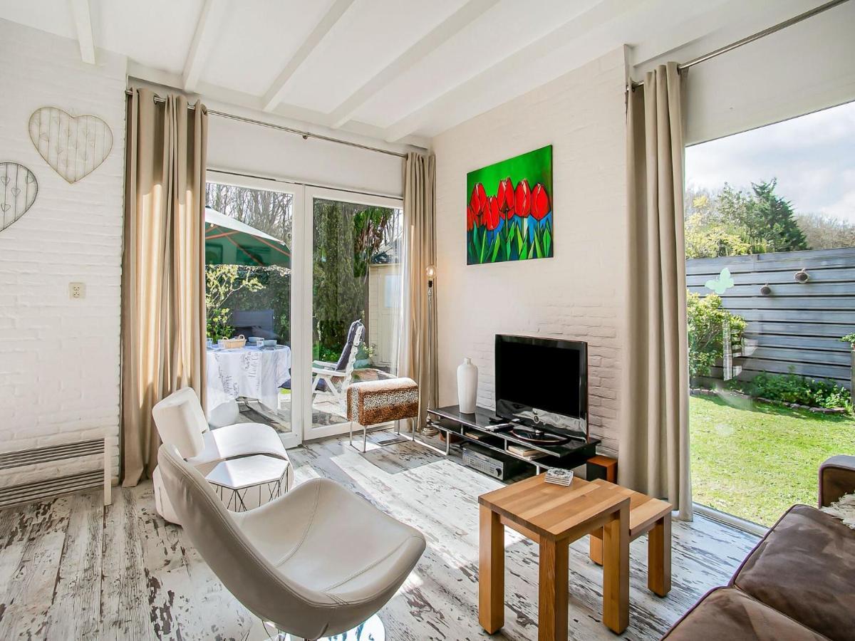 Lovely Bungalow In Noordwijkerhout With Garden Zewnętrze zdjęcie