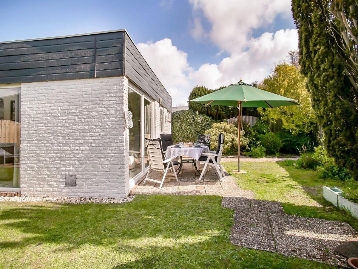 Lovely Bungalow In Noordwijkerhout With Garden Zewnętrze zdjęcie
